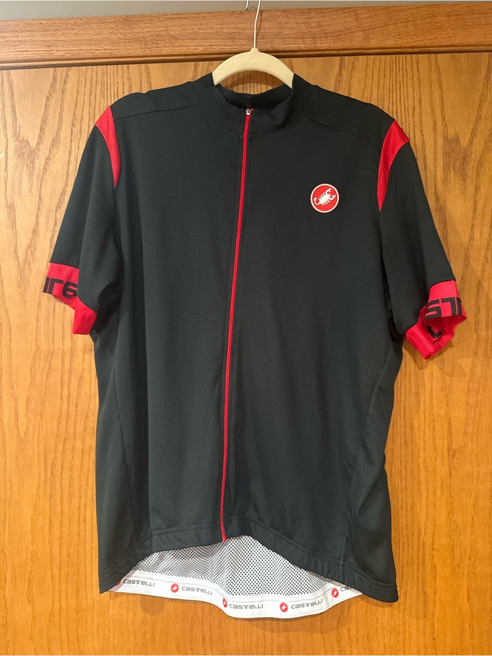 Castelli Men’s Black & Red Cycling Jersey - Like New!